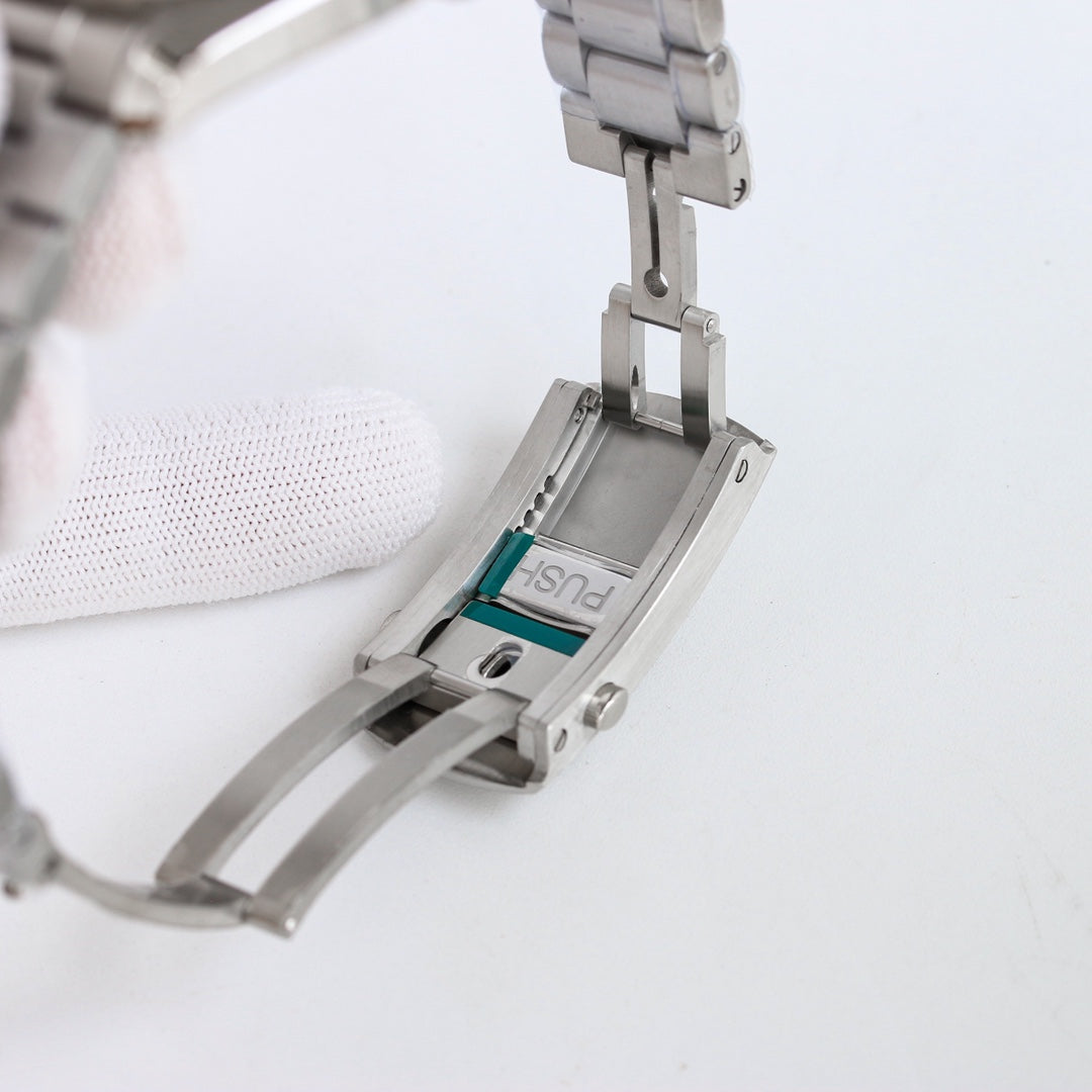 Omega Seamaster 600M