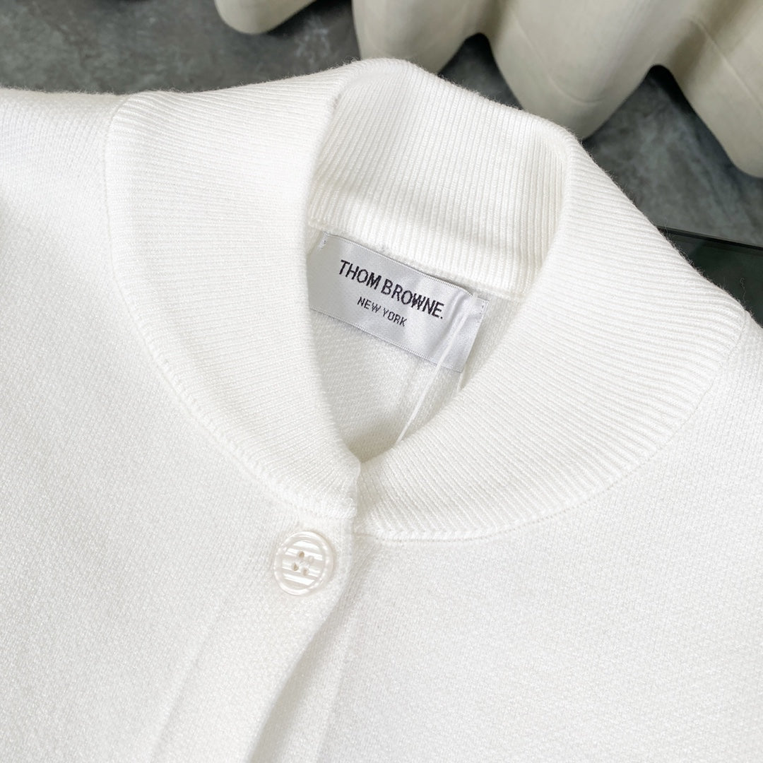 THOM BROWNE 24SS Classic Double-Stripe Sleeve Wool Knit Baseball Jacket – Premium Version