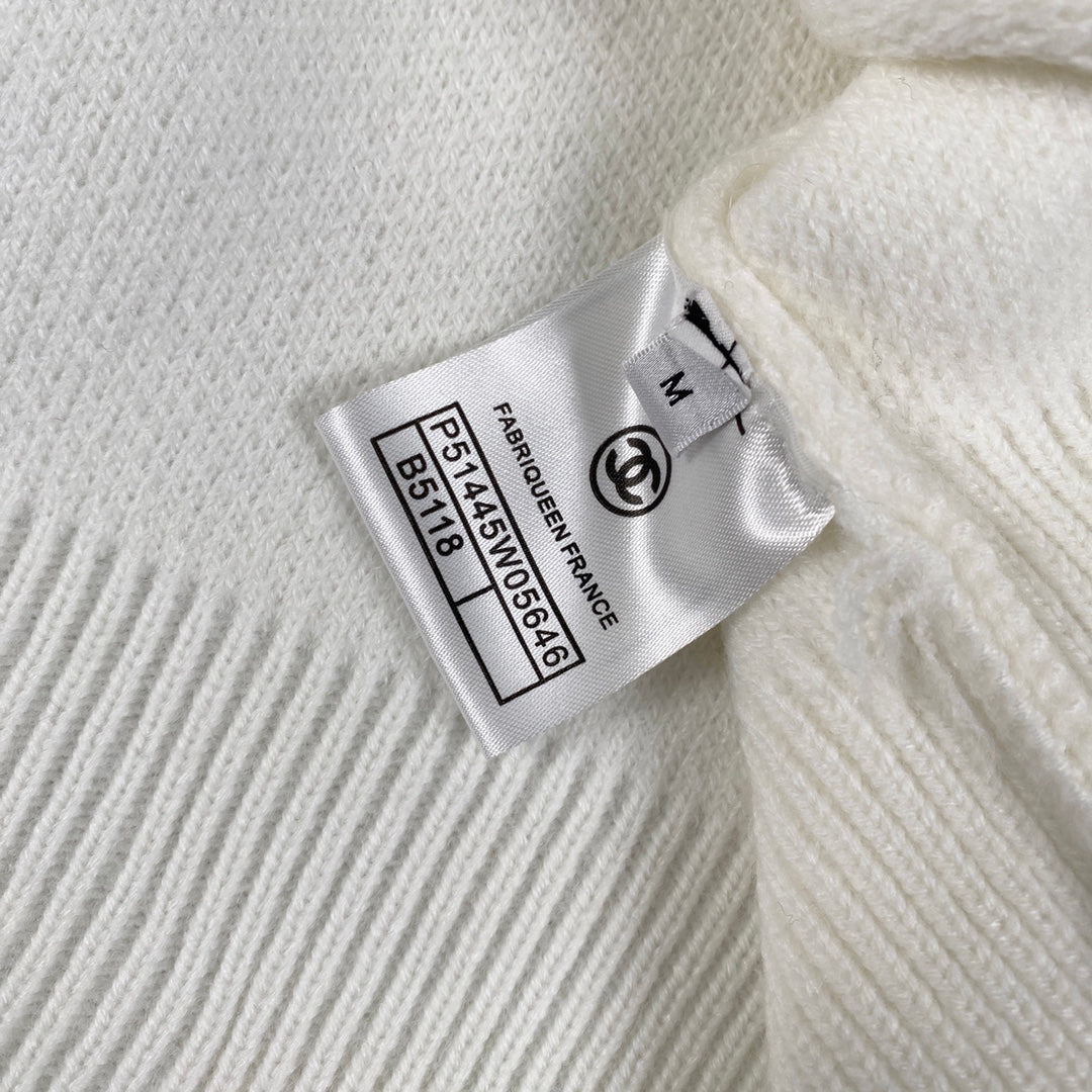 CHANEL 24SS Heavy-Knit Cable Classic Large Logo Jacquard Cardigan – Premium Original Version