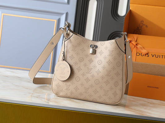 "LV crossbody bag"