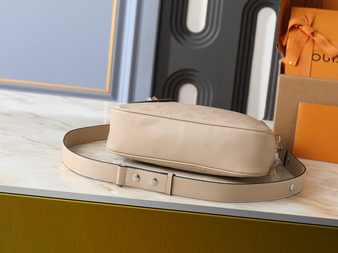 "LV crossbody bag"