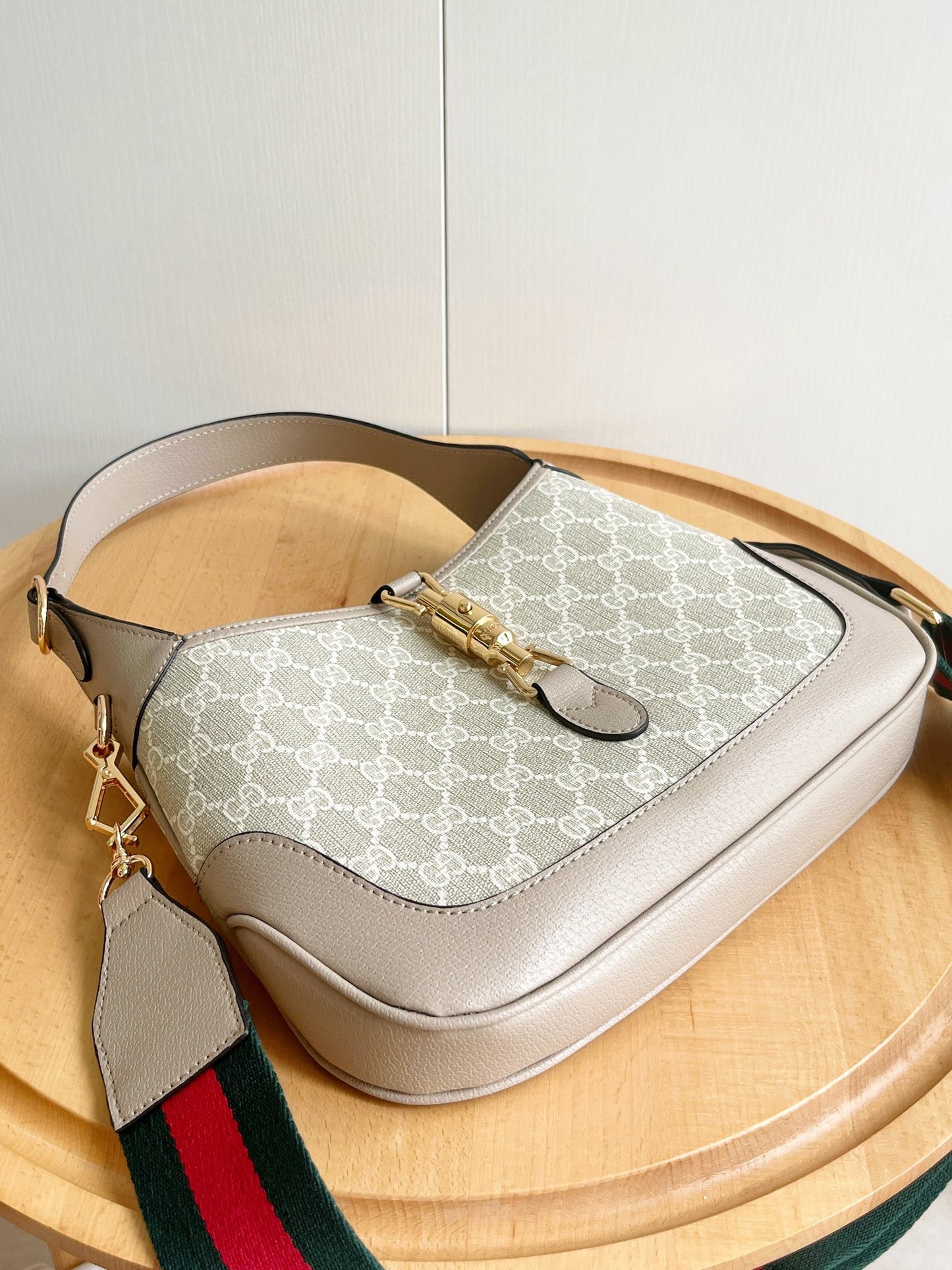 "Gucci bag