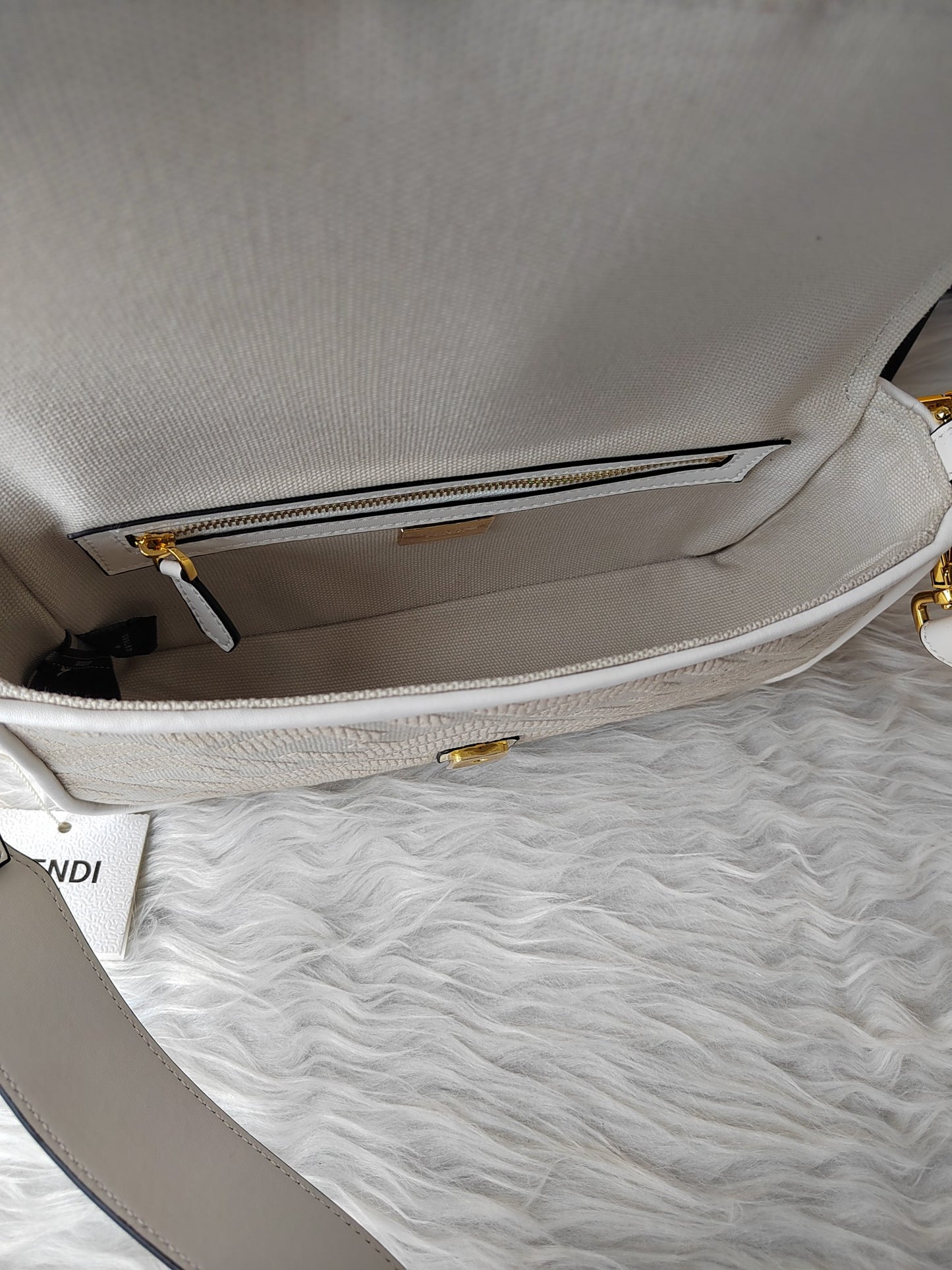 Fendi F8BR604 – Almond White Baguette Medium Bag