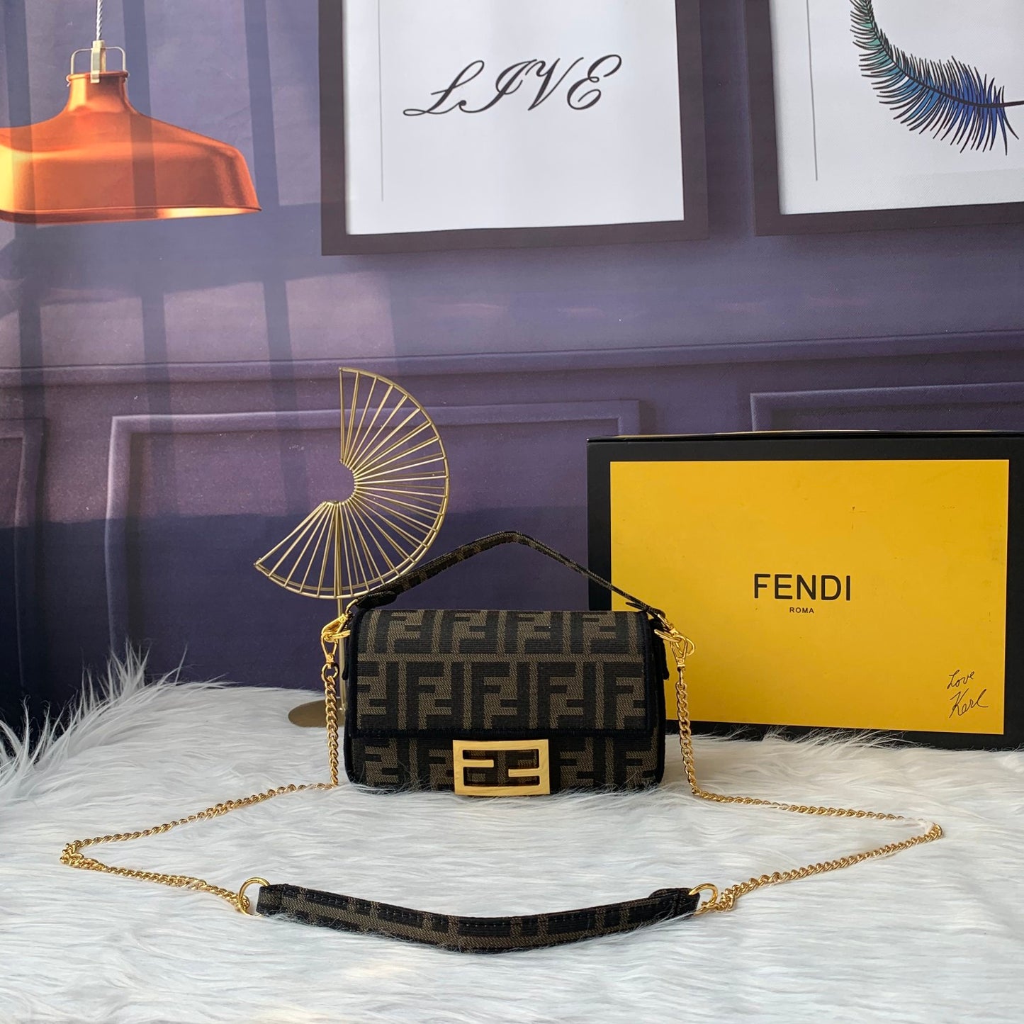 Fendi F8BS018 – Mini Baguette Bag