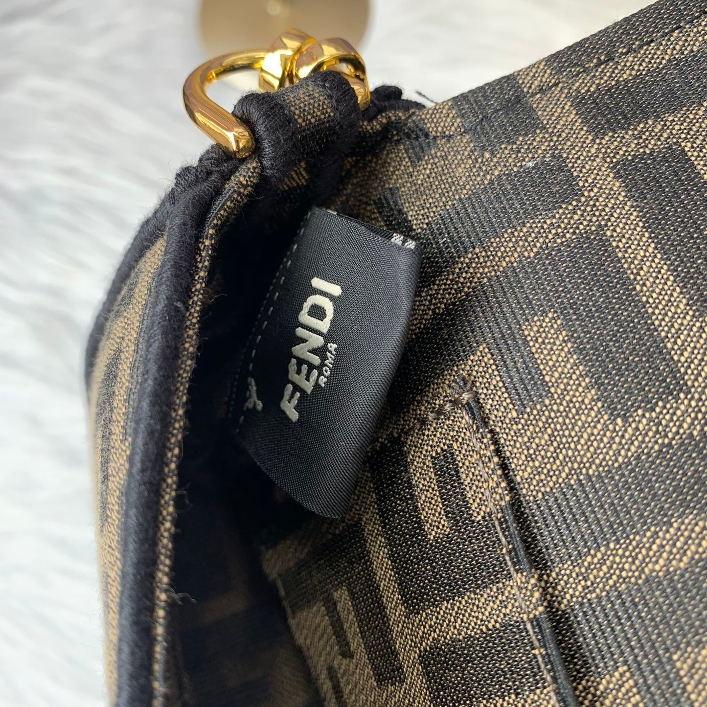 Fendi F8BS018 – Mini Baguette Bag
