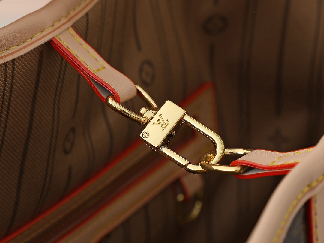 M40352 “Graceful” Tote Bag – Trending Vintage Style