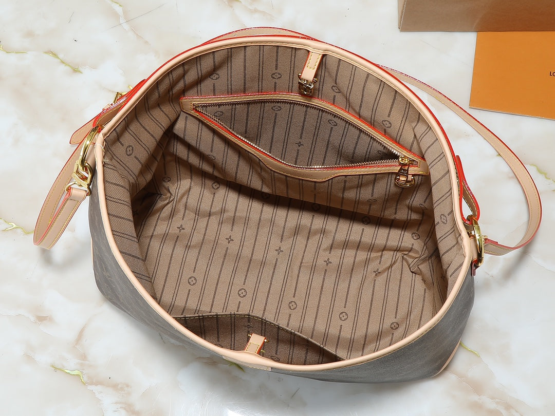 M40352 “Graceful” Tote Bag – Trending Vintage Style