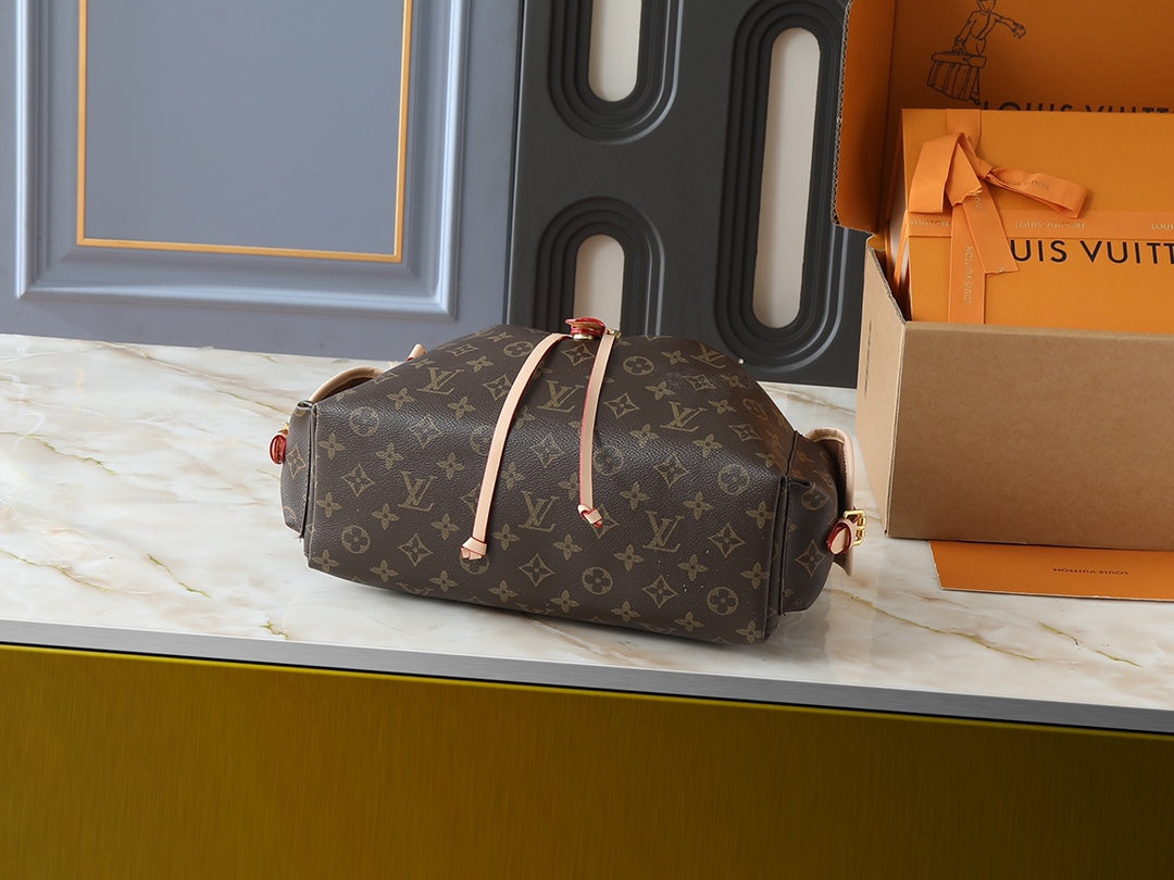 M25085 Odysée Handbag – 2025 Early Autumn Collection