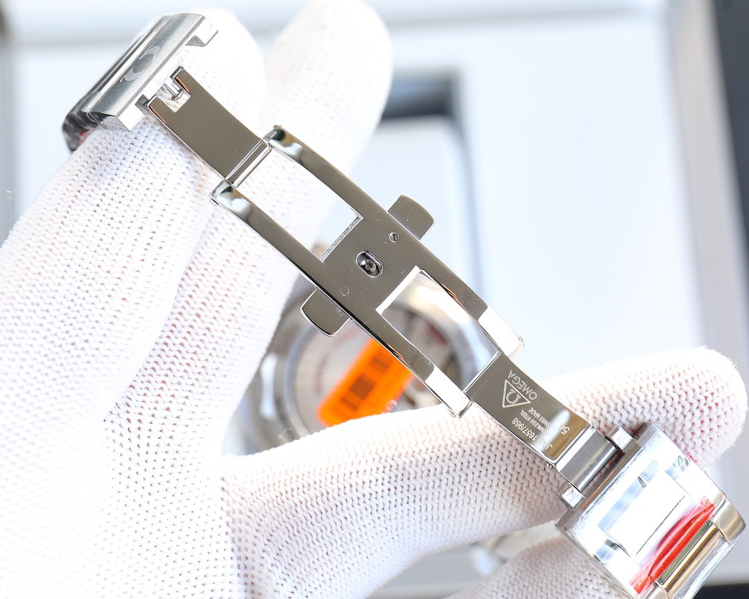 Omega Seamaster 150M