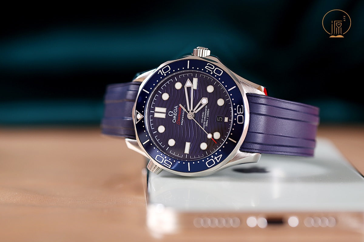 OMEGA Seamaster Series – 42mm Ceramic Bezel Edition