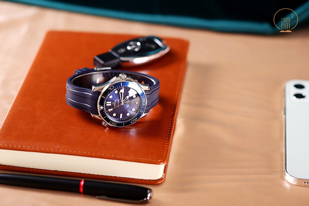 OMEGA Seamaster Series – 42mm Ceramic Bezel Edition