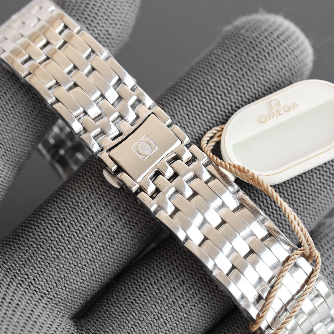 Omega De Ville Series – Elegant &amp; Refined Timepiece