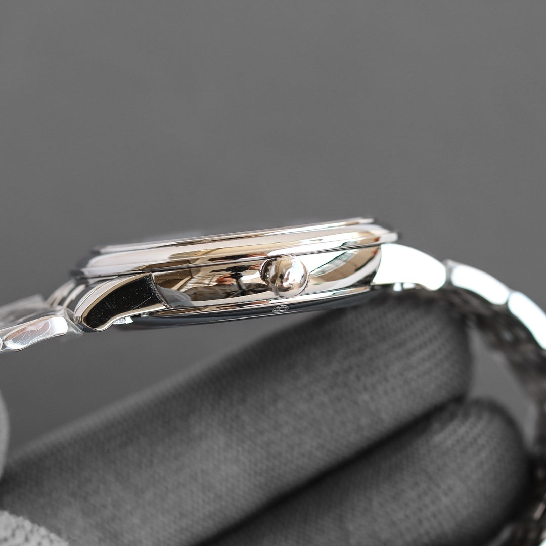 Omega De Ville Series – Elegant &amp; Refined Timepiece