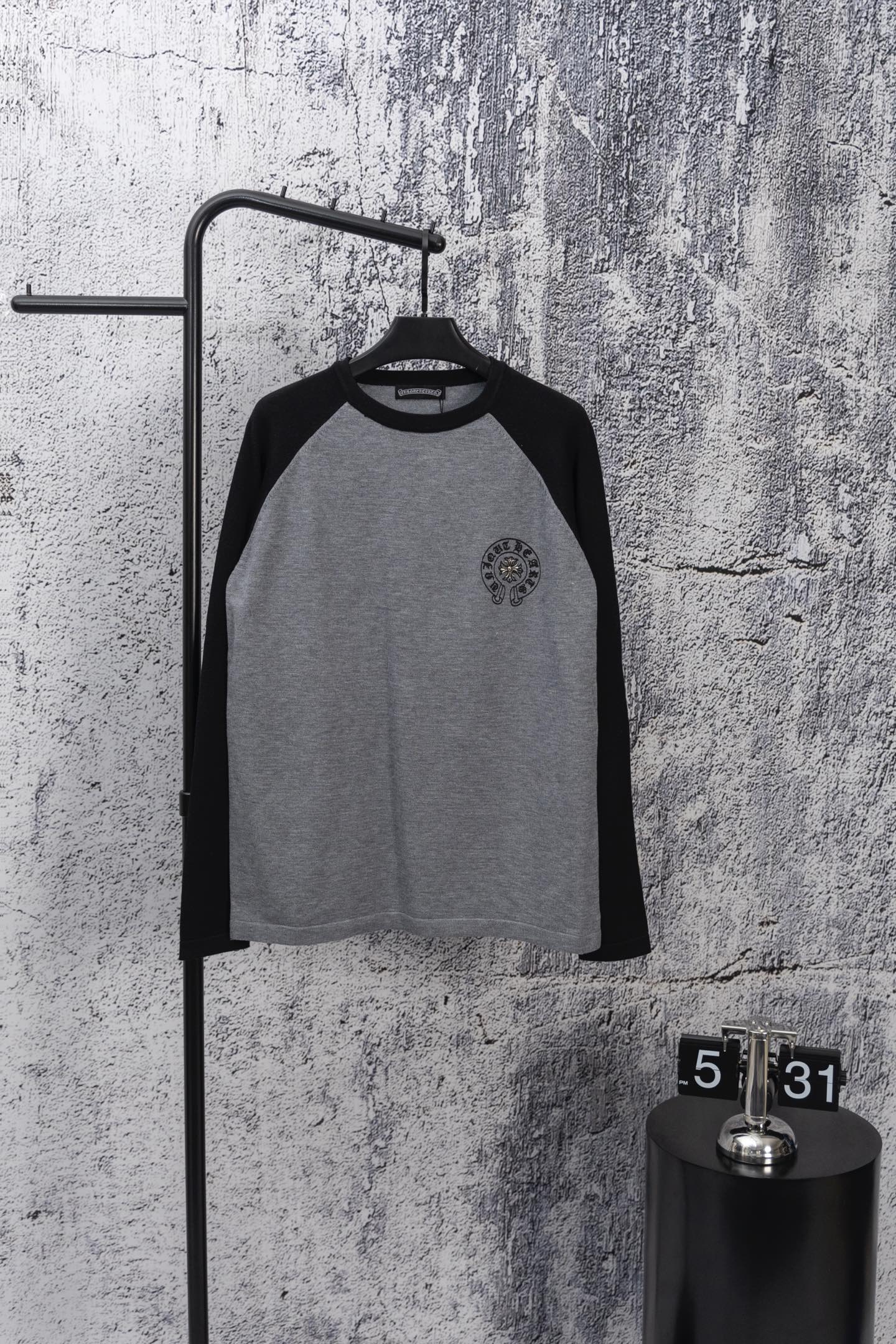 Chrome Hearts 25SS CH Fall Raglan Colorblock Crewneck T-Shirt – Classic Horseshoe &amp; Sanskrit Print
