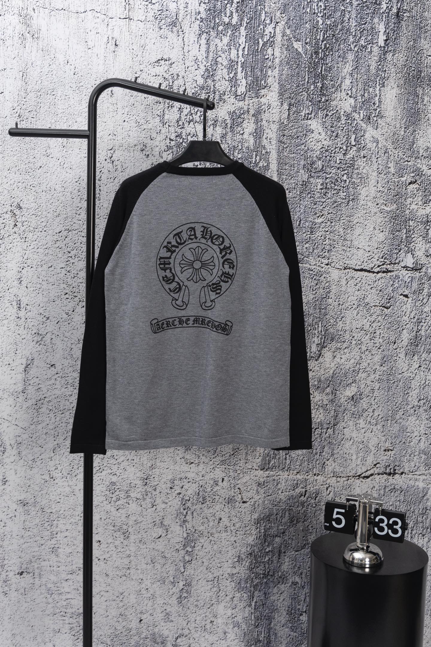 Chrome Hearts 25SS CH Fall Raglan Colorblock Crewneck T-Shirt – Classic Horseshoe &amp; Sanskrit Print