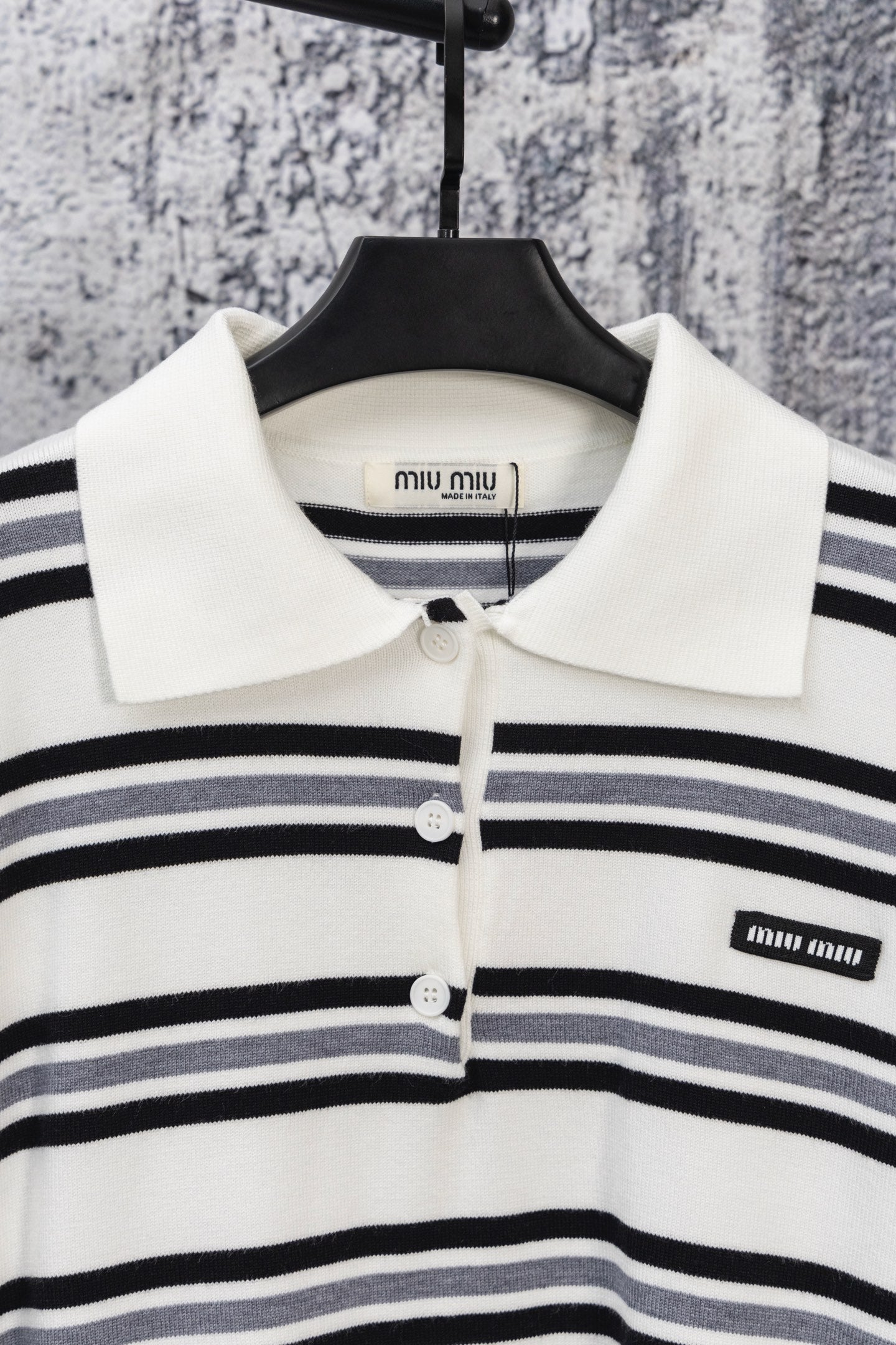 MIU MIU 2025 New Embroidered Pocket Letter Stripe Polo Long-Sleeve T-Shirt – Premium Version