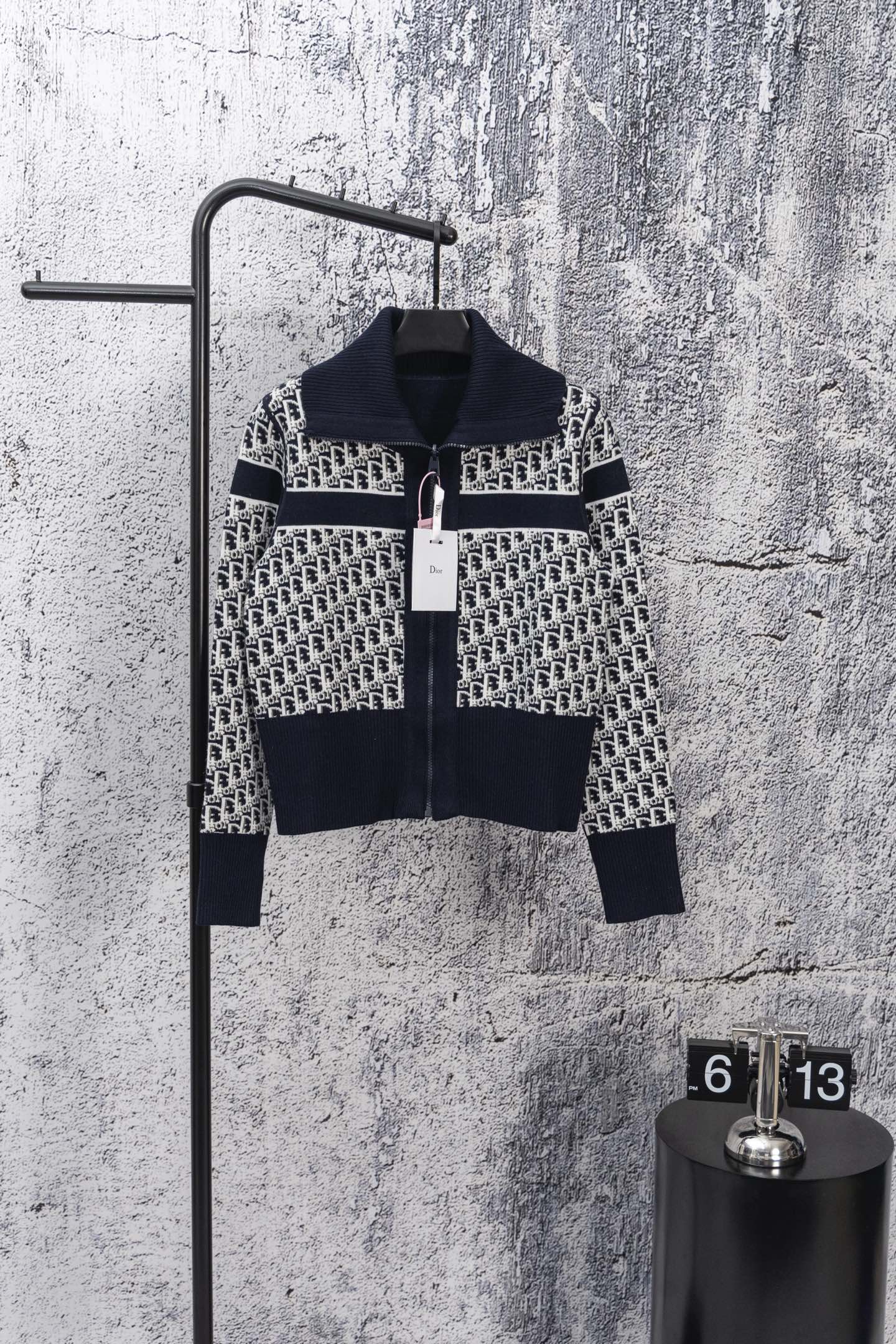 DIOR 25FW Classic Oblique Reversible Cashmere Collar Sweater