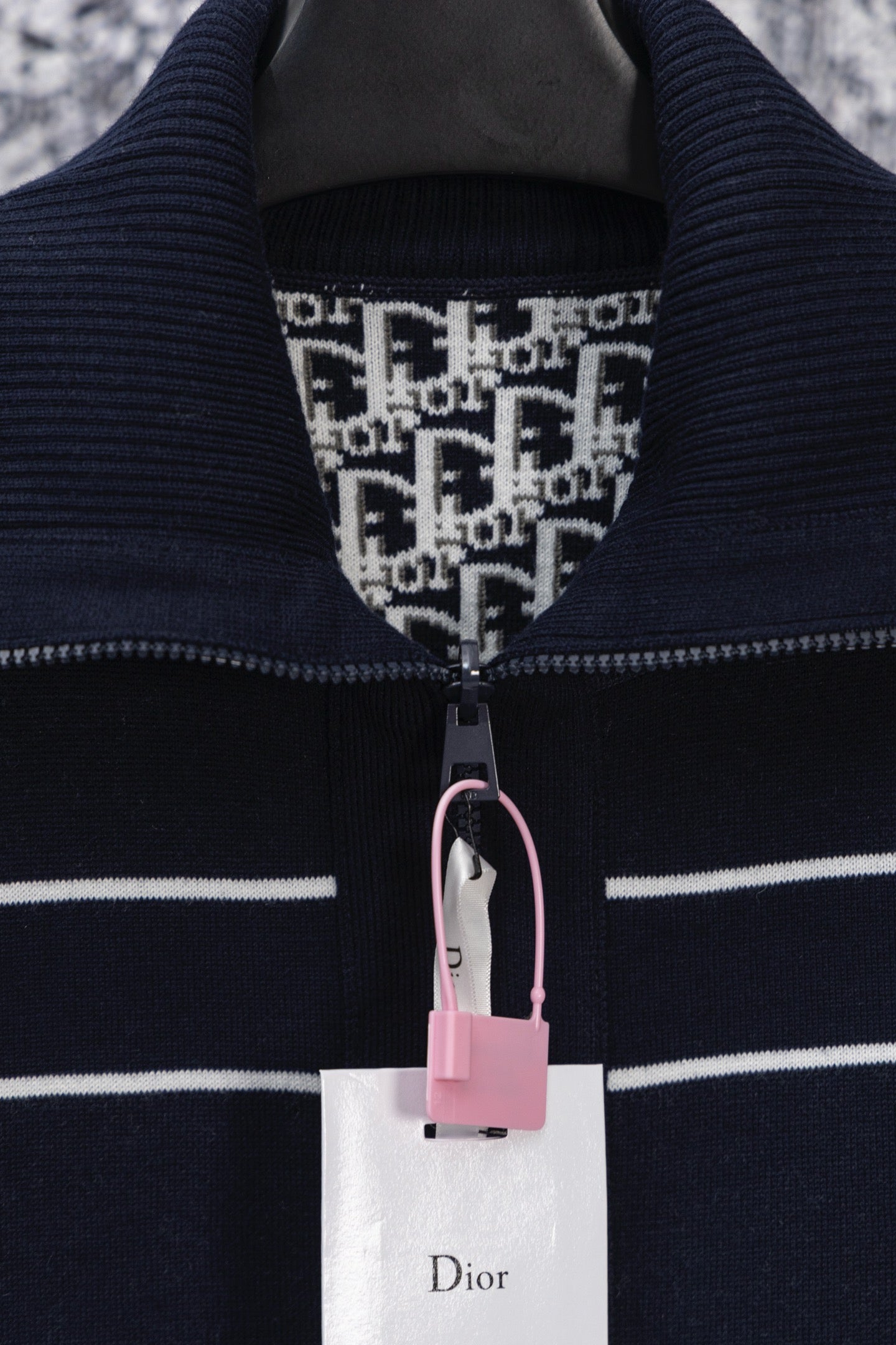 DIOR 25FW Classic Oblique Reversible Cashmere Collar Sweater