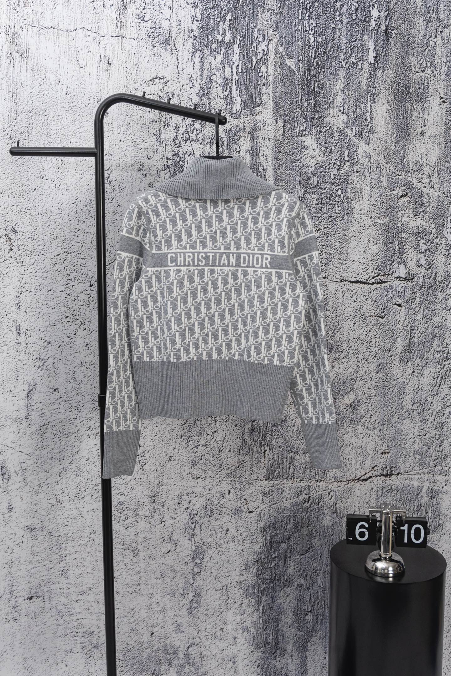 DIOR 25FW Classic Oblique Reversible Cashmere Collar Sweater