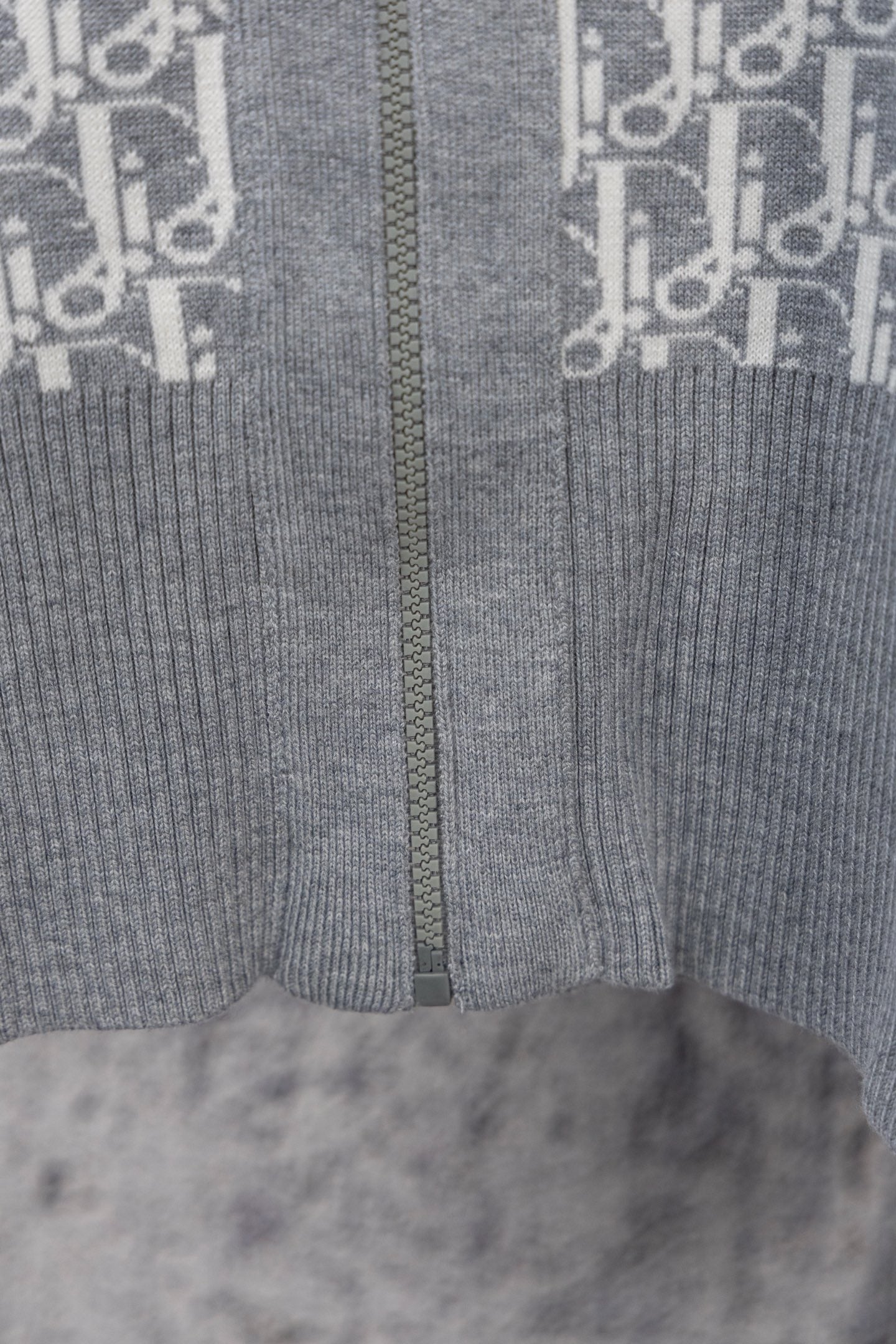 DIOR 25FW Classic Oblique Reversible Cashmere Collar Sweater