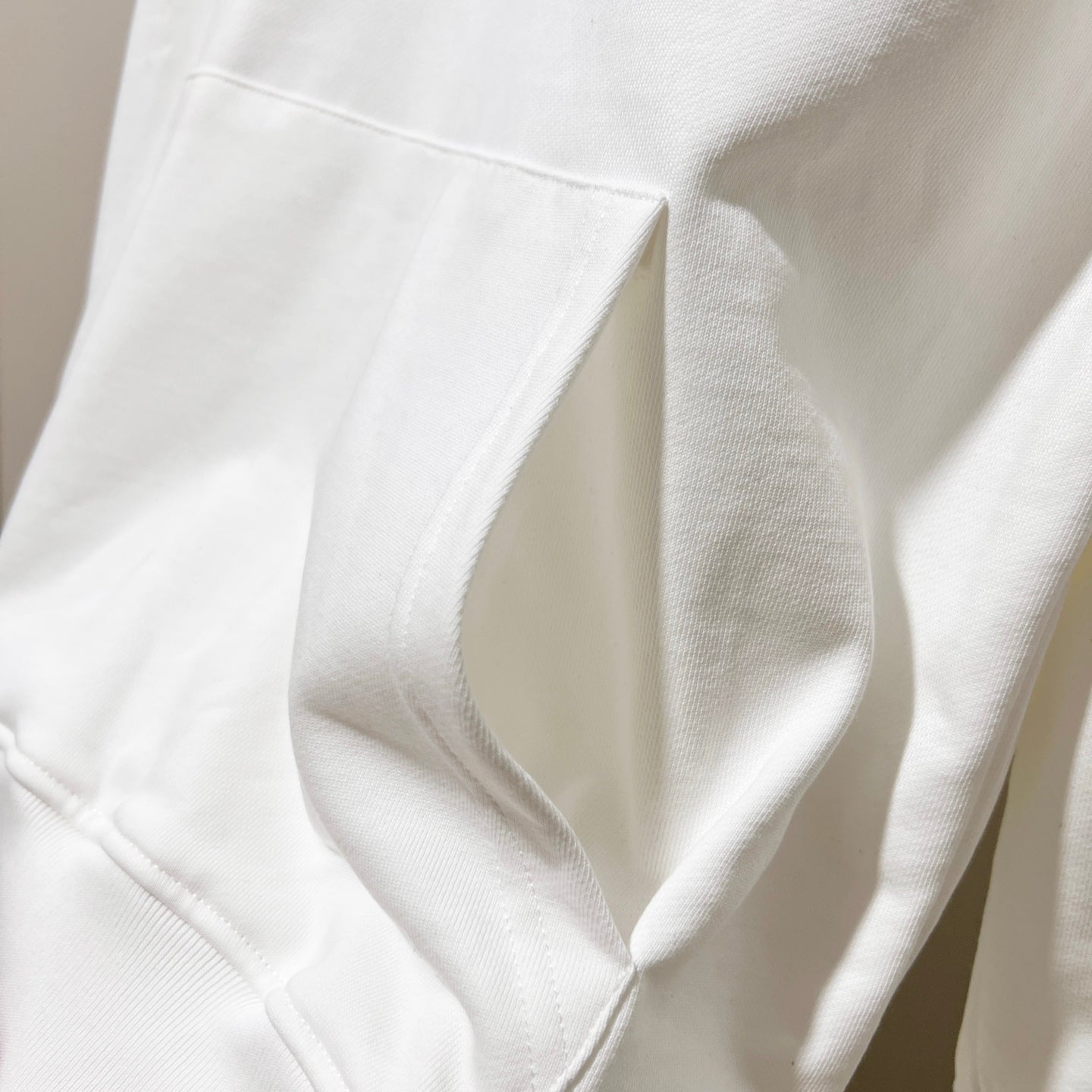 DIOR 420g Cotton Hoodie with Embroidered Logo &amp; Graffiti Ink Detailing