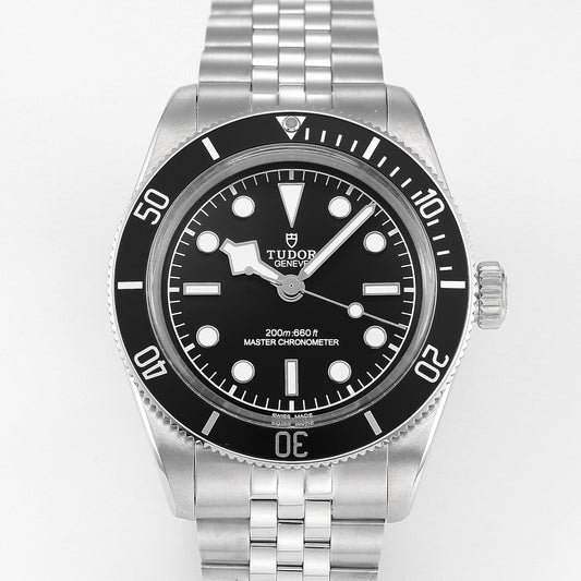 Tudor Black Bay Third Generation Small Red Shield