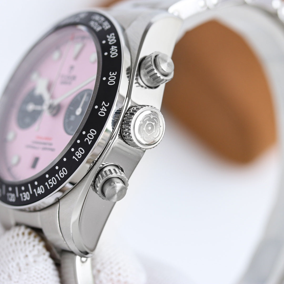 TUDOR Black Bay Chrono