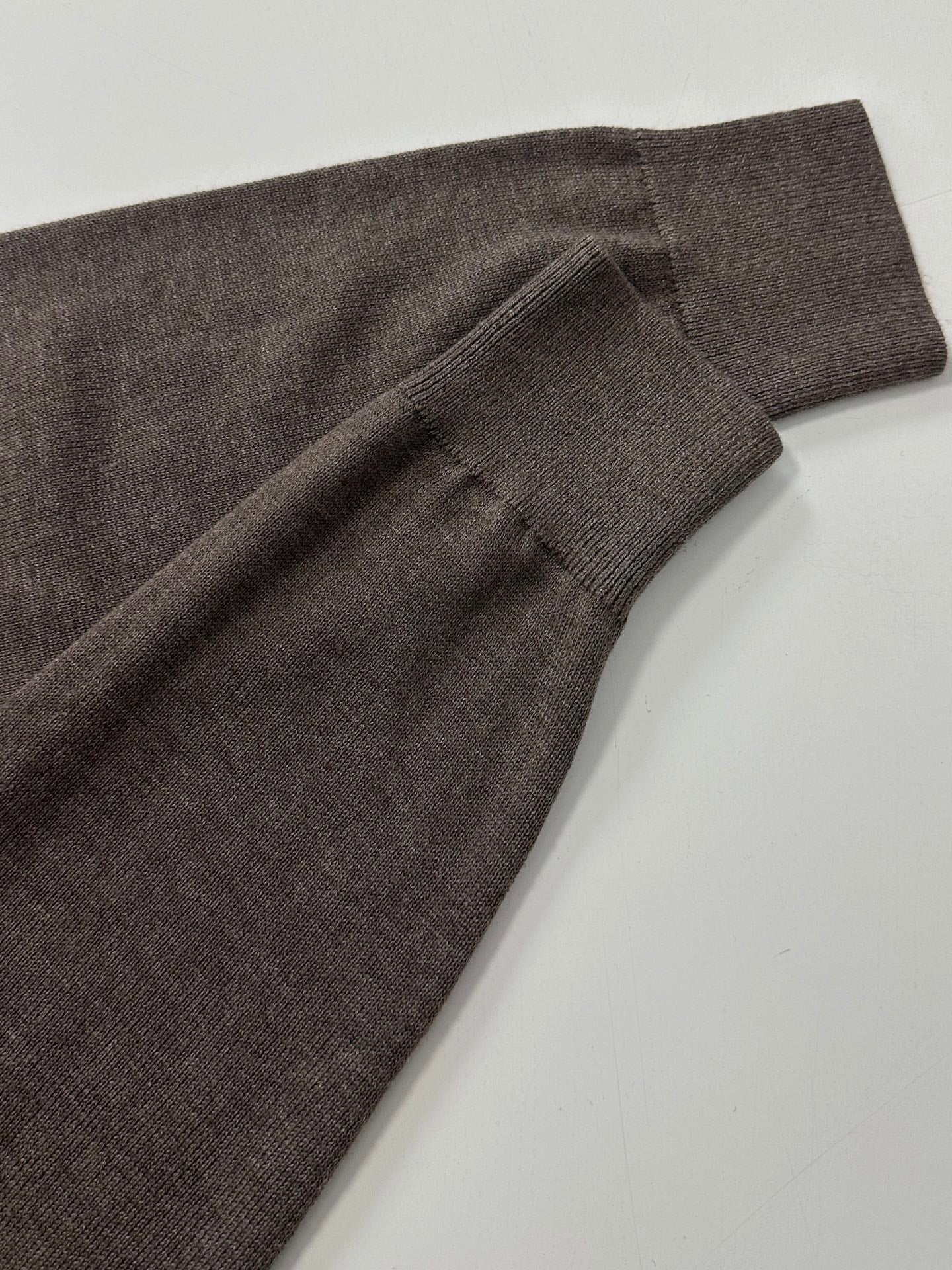 miu Long-Sleeve Cardigan