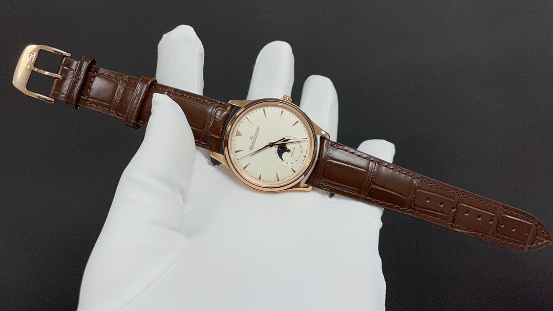 Jaeger-LeCoultre Master Ultra Thin Moonphase watch