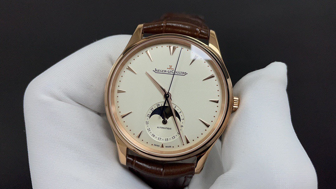 Jaeger-LeCoultre Master Ultra Thin Moonphase watch
